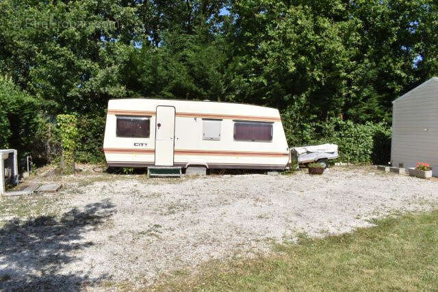 Terrain à SAINT-GEORGES-D&#039;OLERON