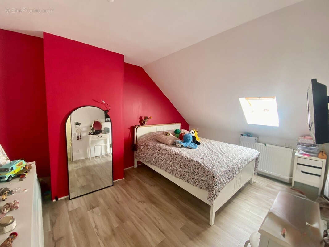 Maison à SAINT-QUENTIN