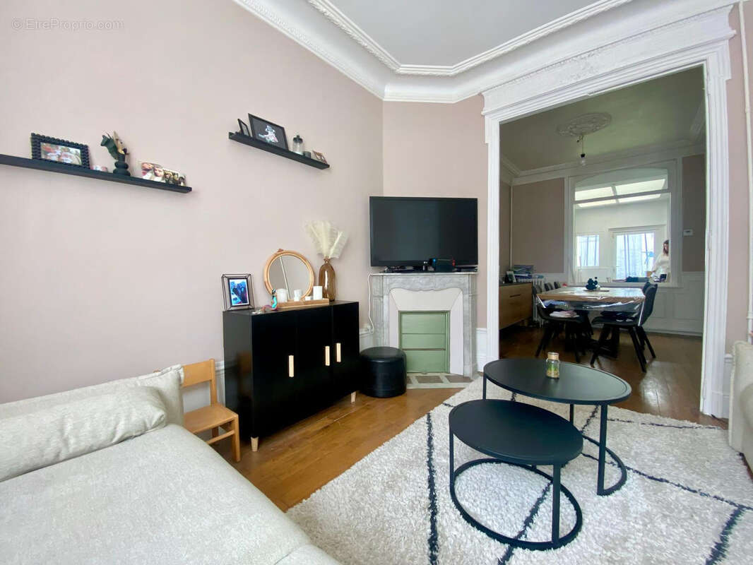 Maison à SAINT-QUENTIN