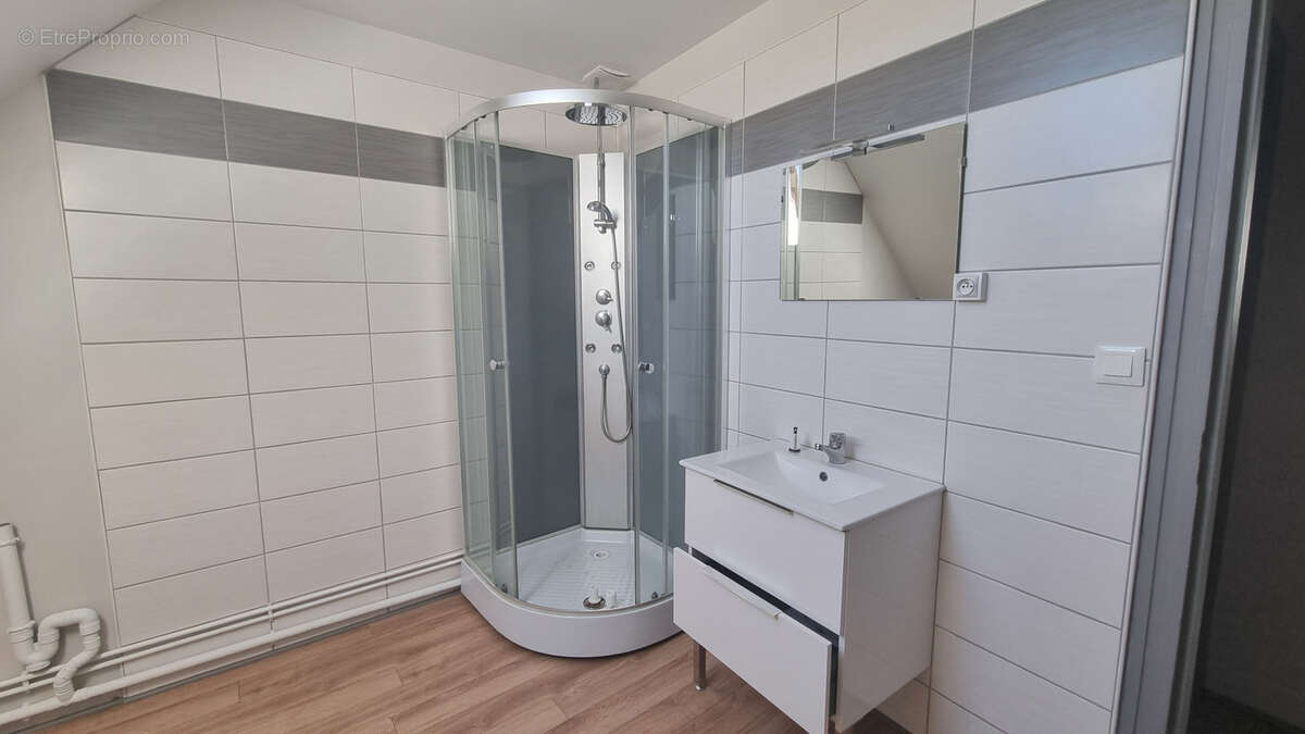 Appartement à SAINT-GENIEZ-D&#039;OLT