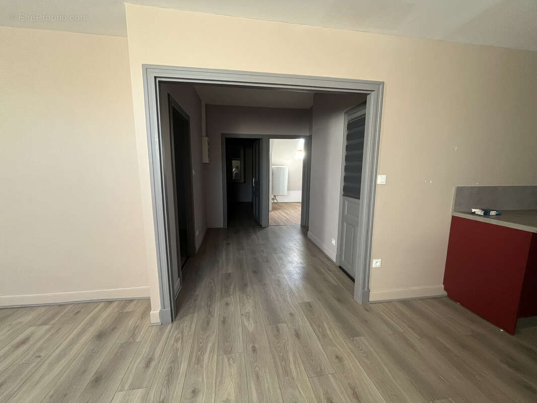 Appartement à SAINT-GENIEZ-D&#039;OLT