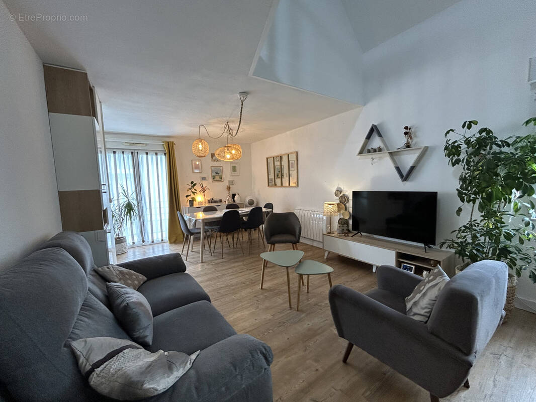 Appartement à LA RICHE