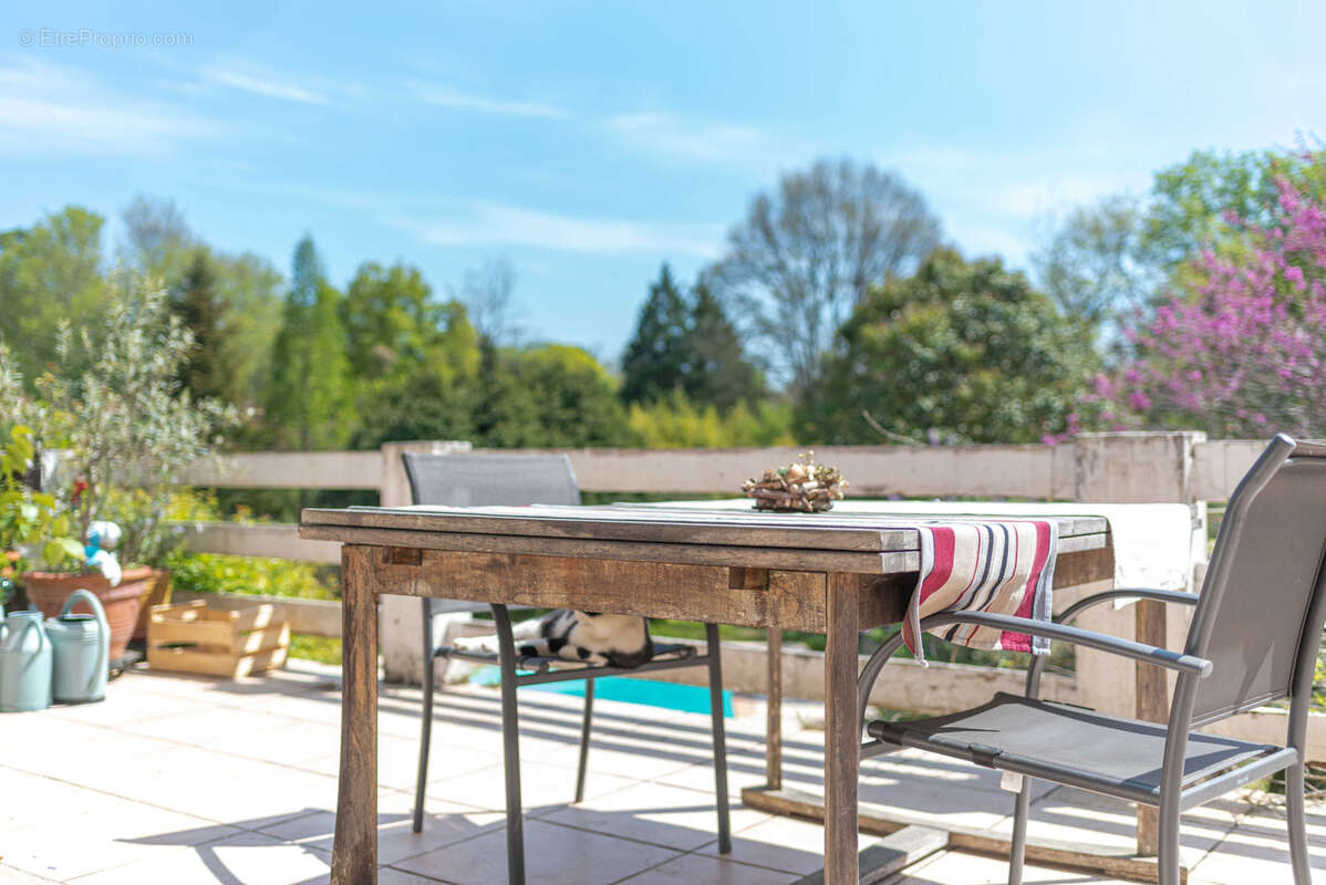 Maison à FARGUES-SAINT-HILAIRE