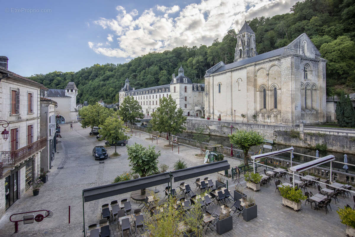 Commerce à BRANTOME
