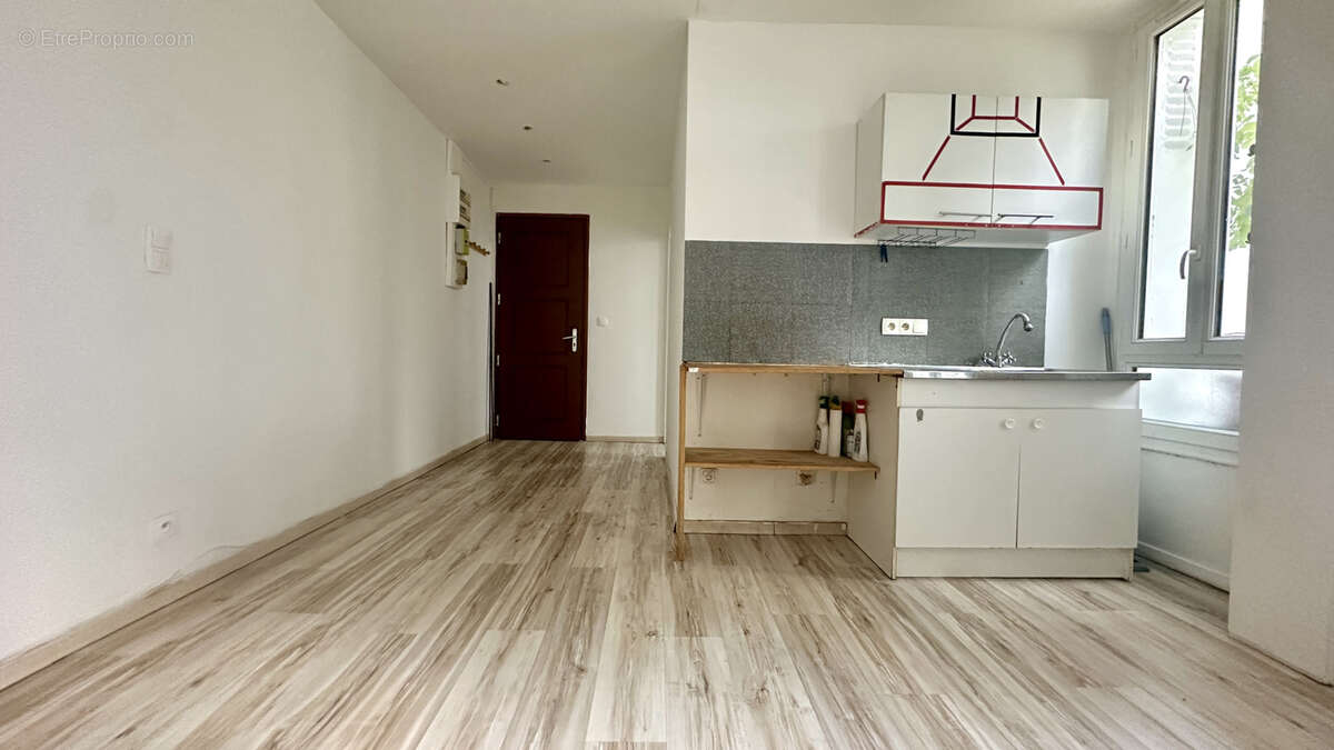 Appartement à PARIS-20E