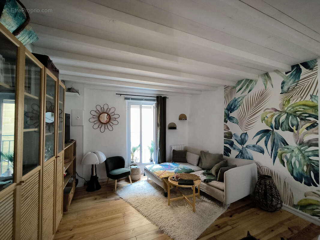 Maison à SAINT-QUENTIN-LA-POTERIE