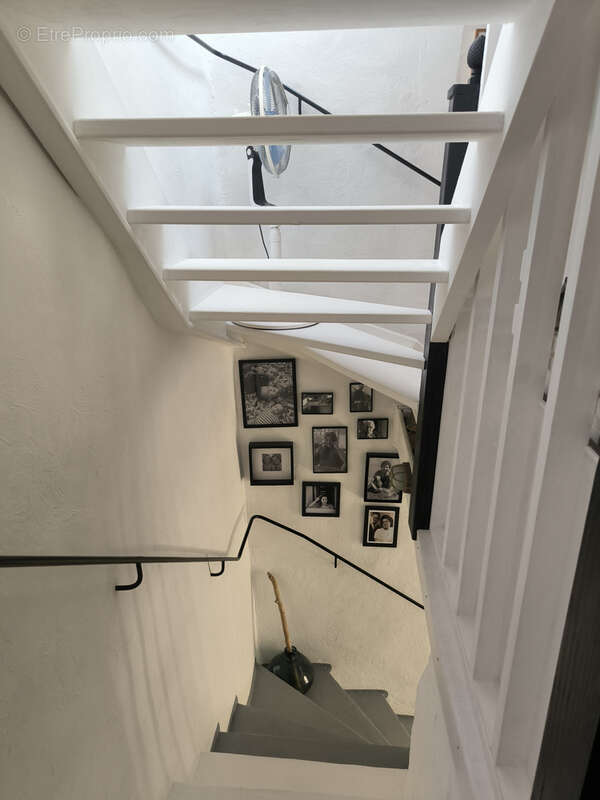 Maison à SAINT-QUENTIN-LA-POTERIE