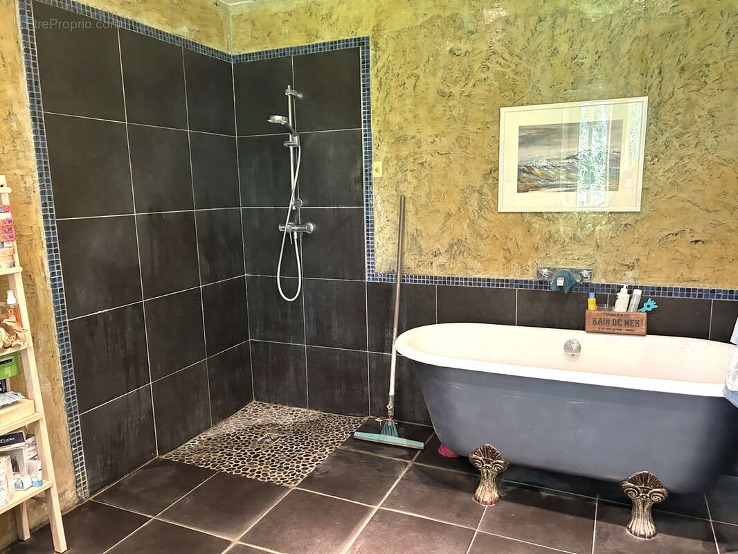 Maison à LURCY-LE-BOURG