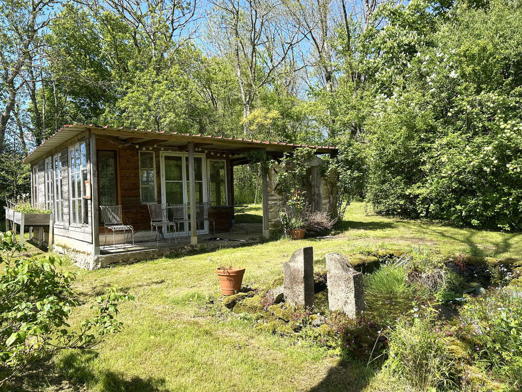 Maison à LURCY-LE-BOURG
