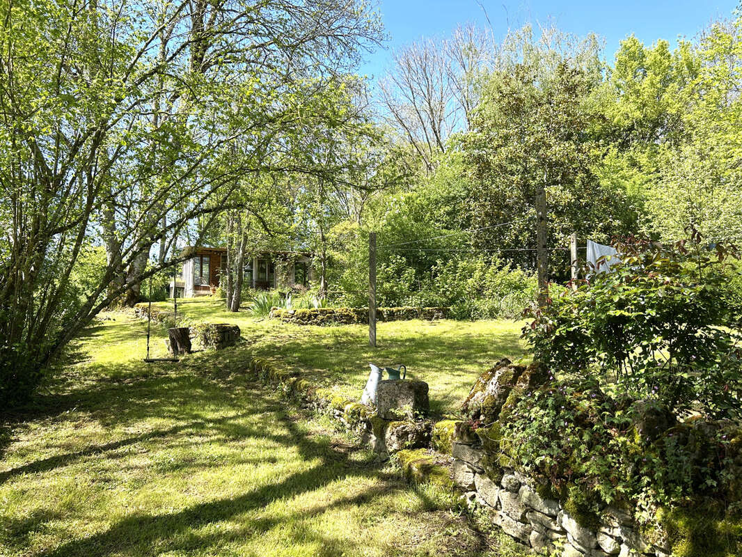 Maison à LURCY-LE-BOURG