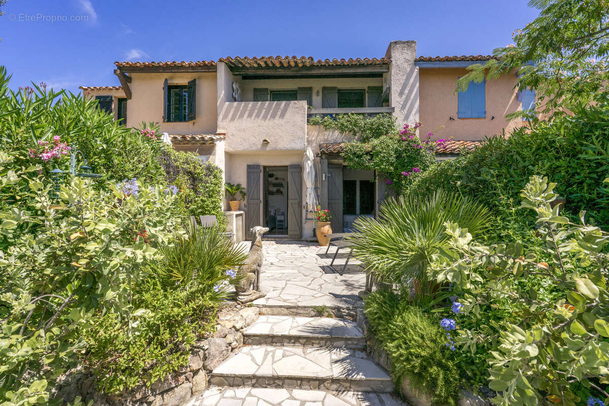 Maison à LA CROIX-VALMER