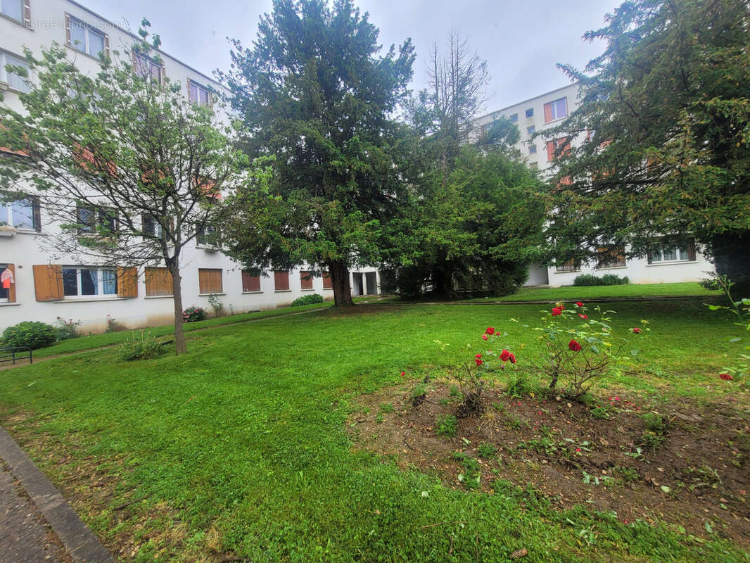 Appartement à VILLIERS-LE-BEL