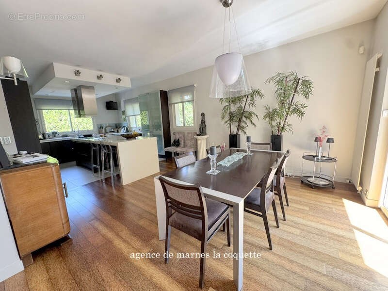 Maison à SAINT-CLOUD