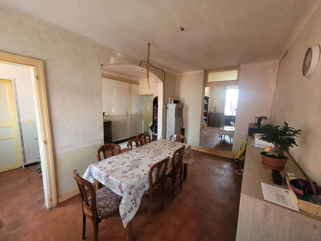 Maison à CHEMIRE-SUR-SARTHE