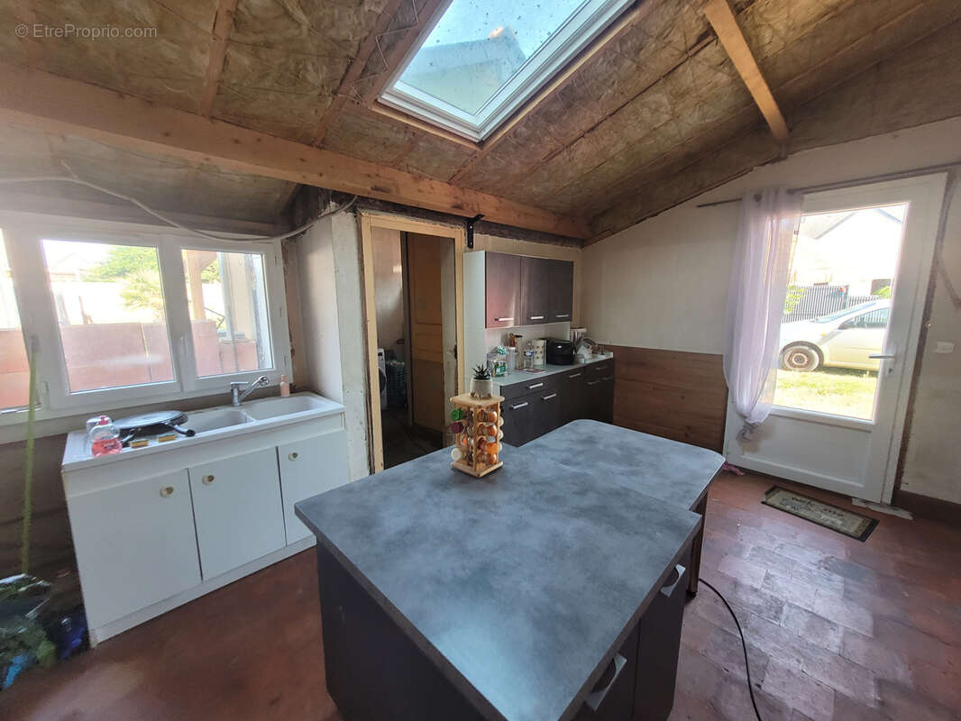 Maison à CHEMIRE-SUR-SARTHE