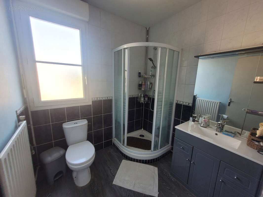 Maison à CHEMIRE-SUR-SARTHE