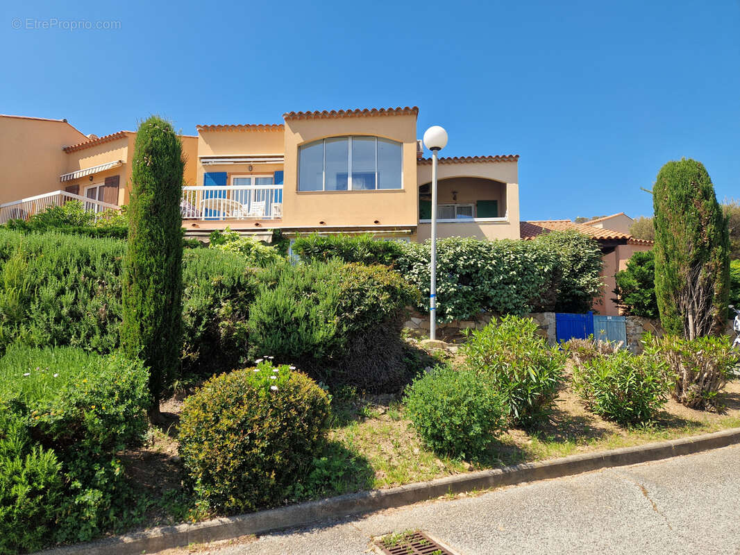 Appartement à FREJUS