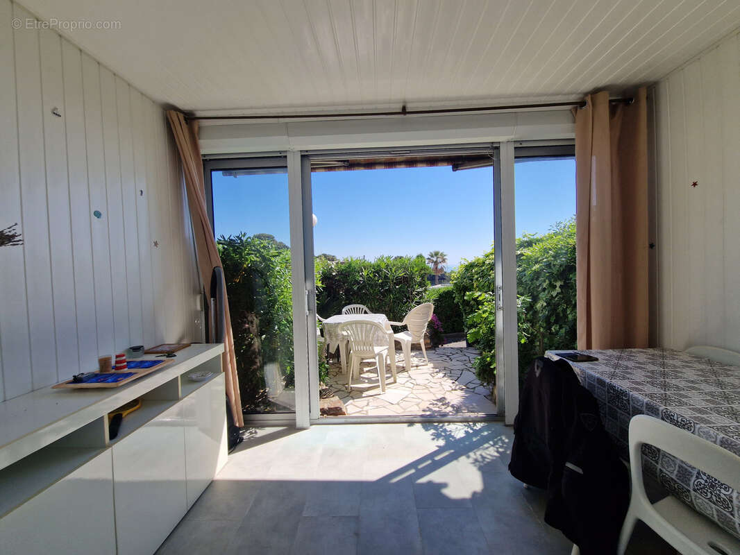 Appartement à FREJUS