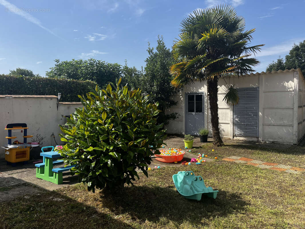 Maison à SAINT-GEORGES-DE-DIDONNE