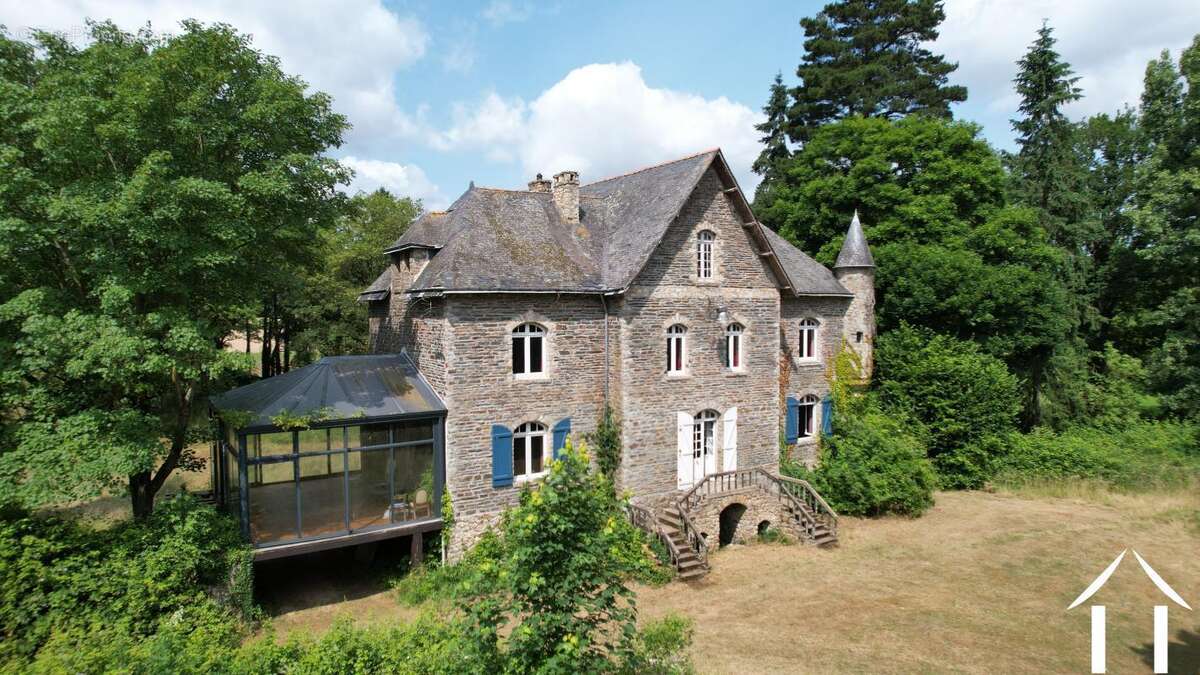 Maison à CONQUEREUIL