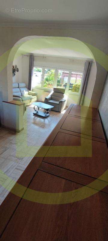 Maison à VIEUX-CONDE