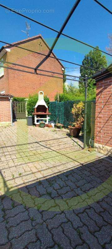 Maison à VIEUX-CONDE