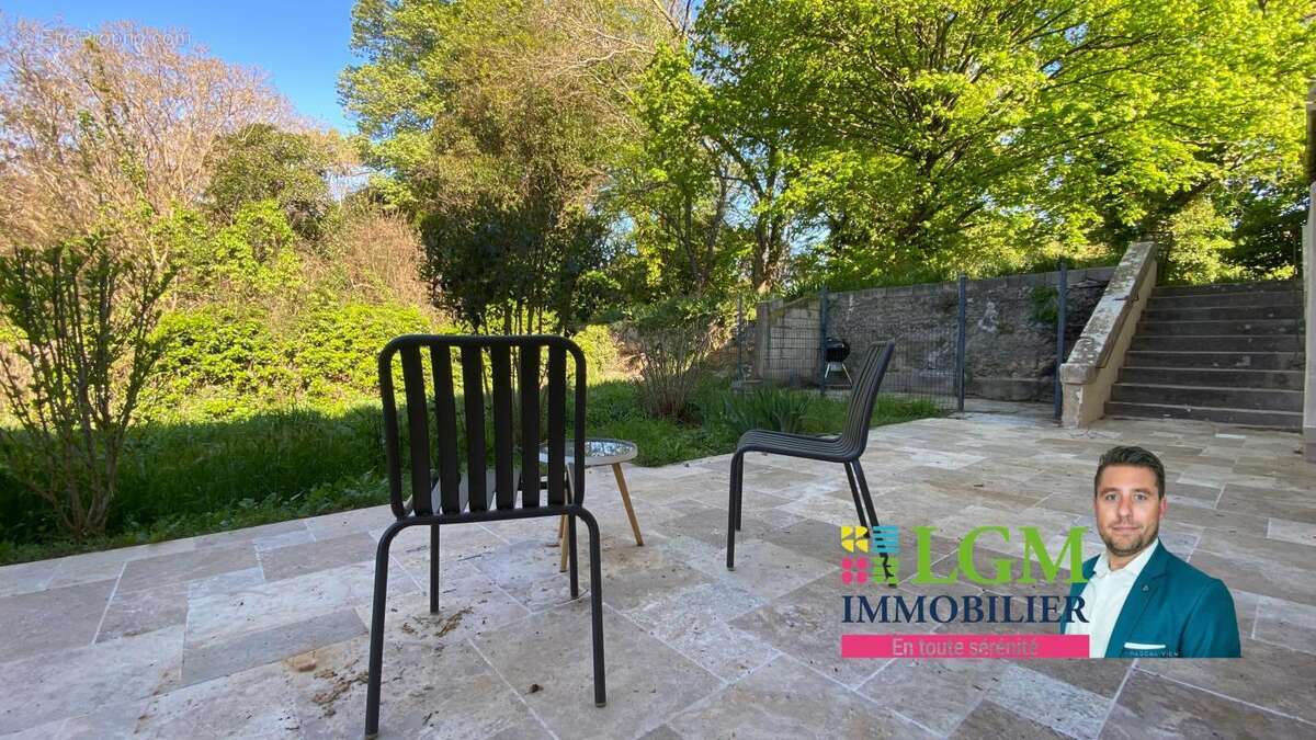 Appartement à REMOULINS