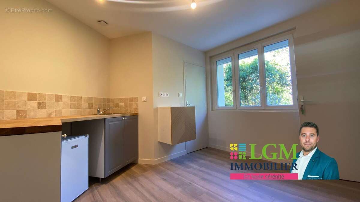 Appartement à REMOULINS