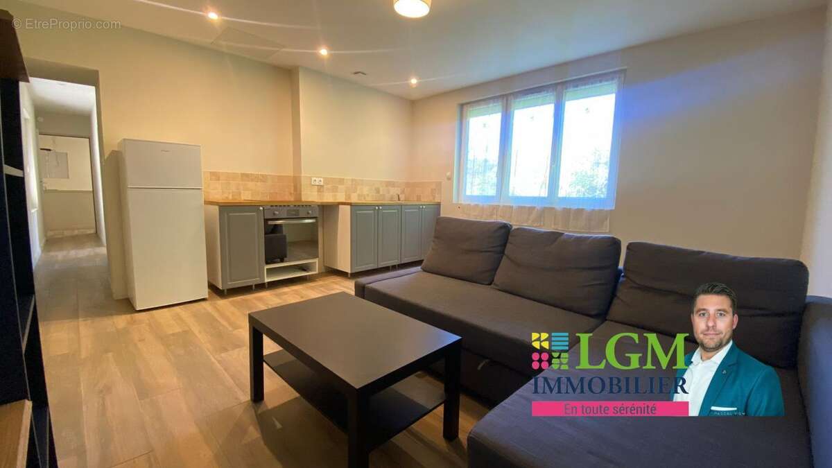 Appartement à REMOULINS