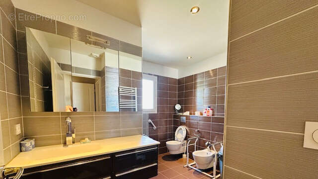 Maison à VAISON-LA-ROMAINE