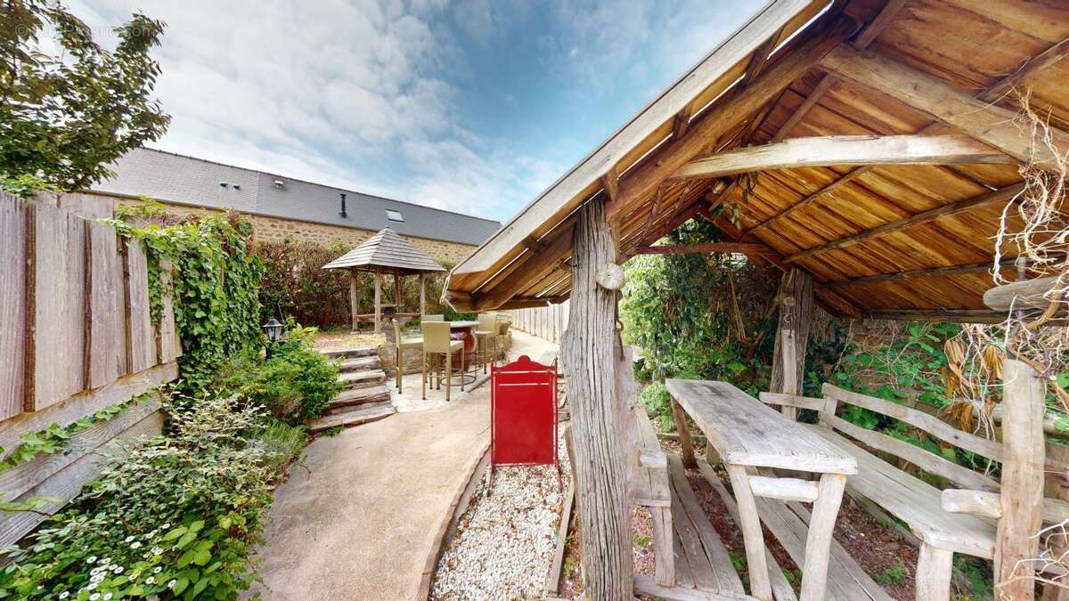 Commerce à QUETTEHOU