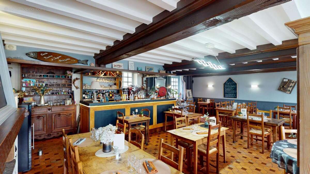 Commerce à QUETTEHOU