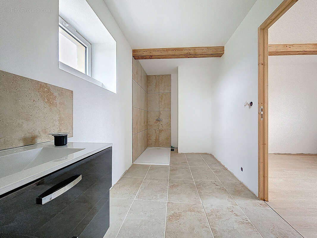 Maison à DAUBEUF-PRES-VATTEVILLE