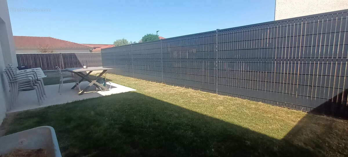 Maison à SAINT-ROMAIN-DE-JALIONAS