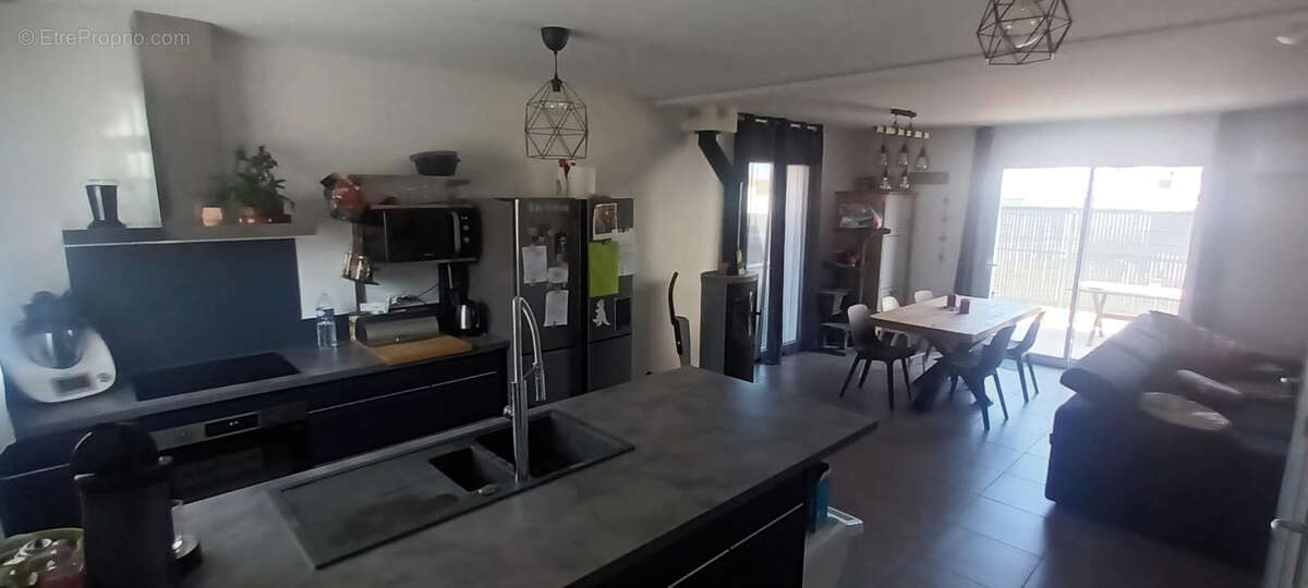 Maison à SAINT-ROMAIN-DE-JALIONAS