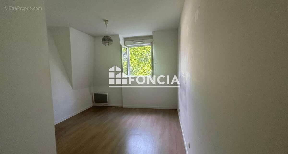 Appartement à LE PLESSIS-TREVISE