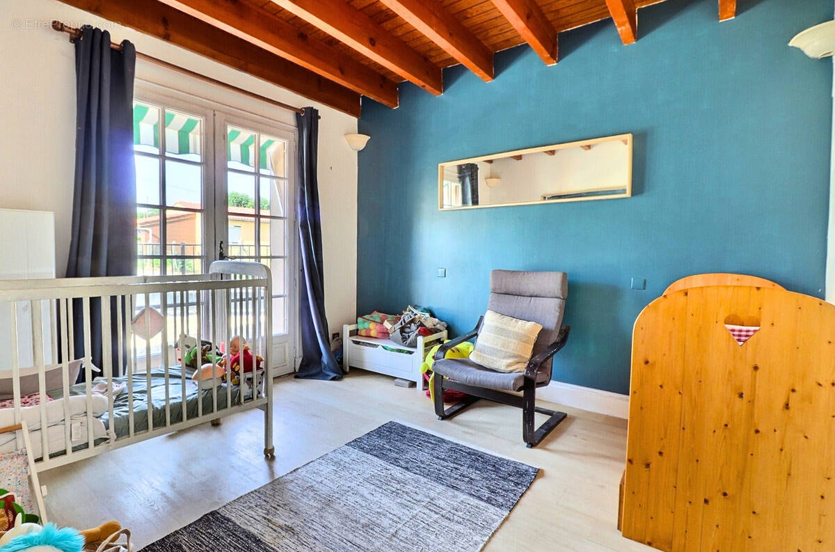 Maison à CADILLAC-EN-FRONSADAIS