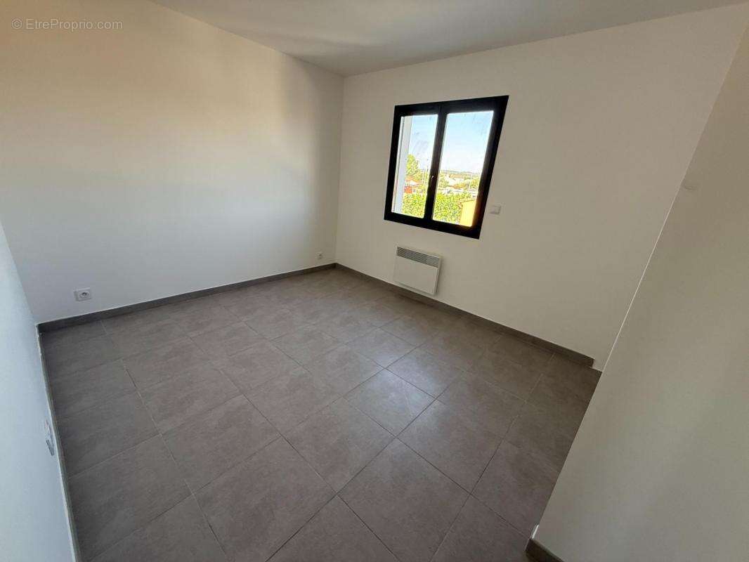 Maison à LEZIGNAN-CORBIERES