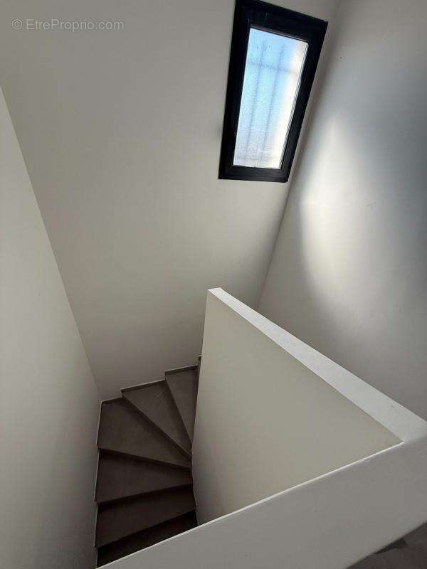 Maison à LEZIGNAN-CORBIERES