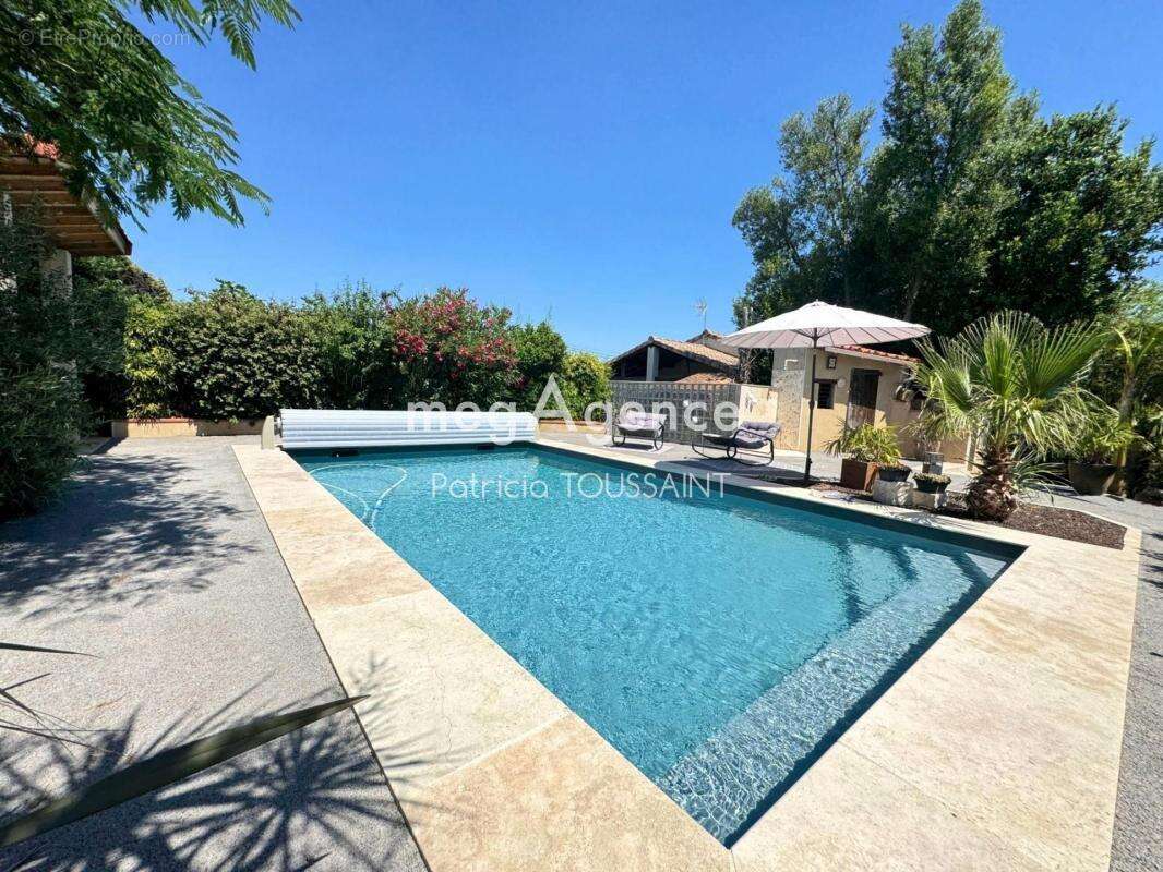 Maison à LAVERNOSE-LACASSE