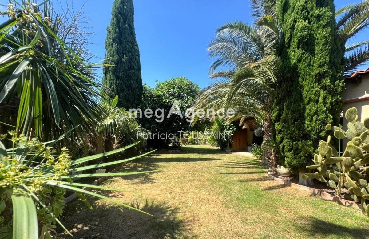 Maison à LAVERNOSE-LACASSE