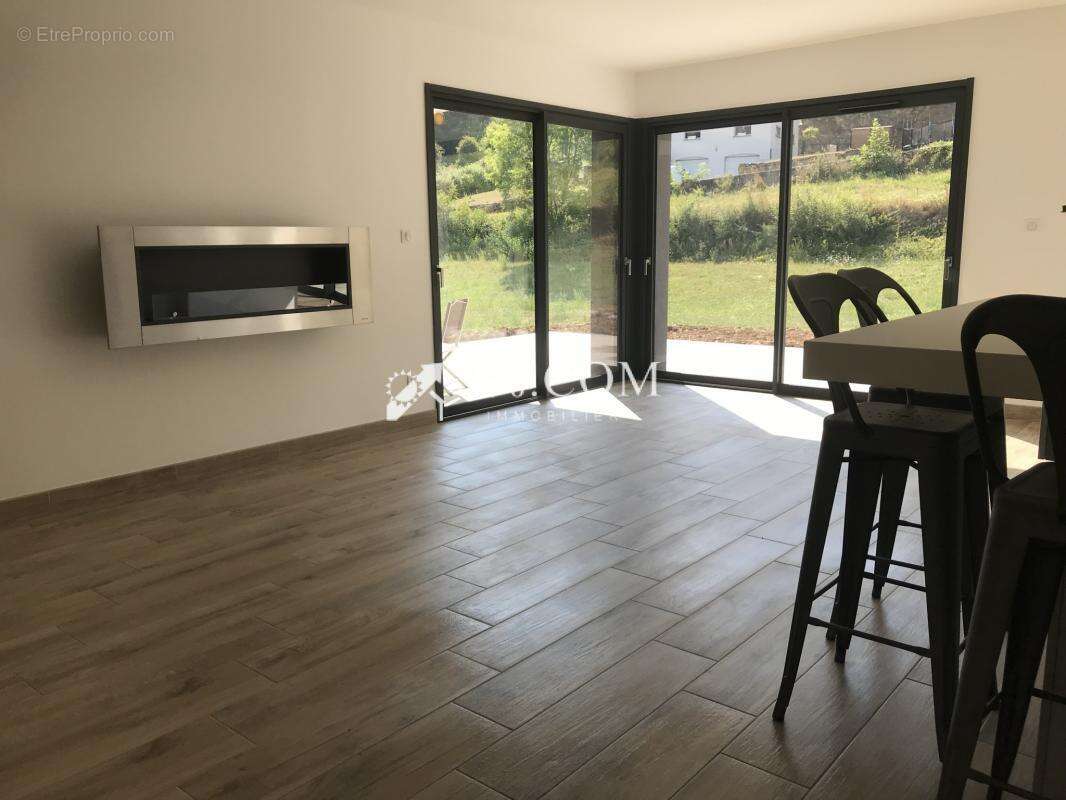 Maison à XERMAMENIL