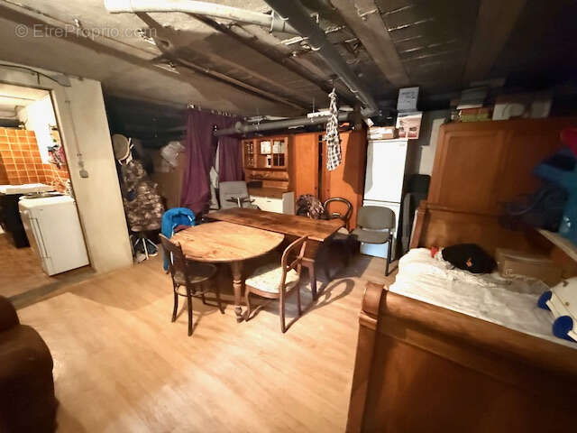 Maison à LA ROCHE-CHALAIS