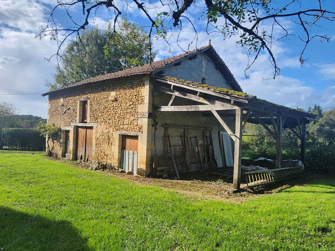 Maison à VILLAMBLARD
