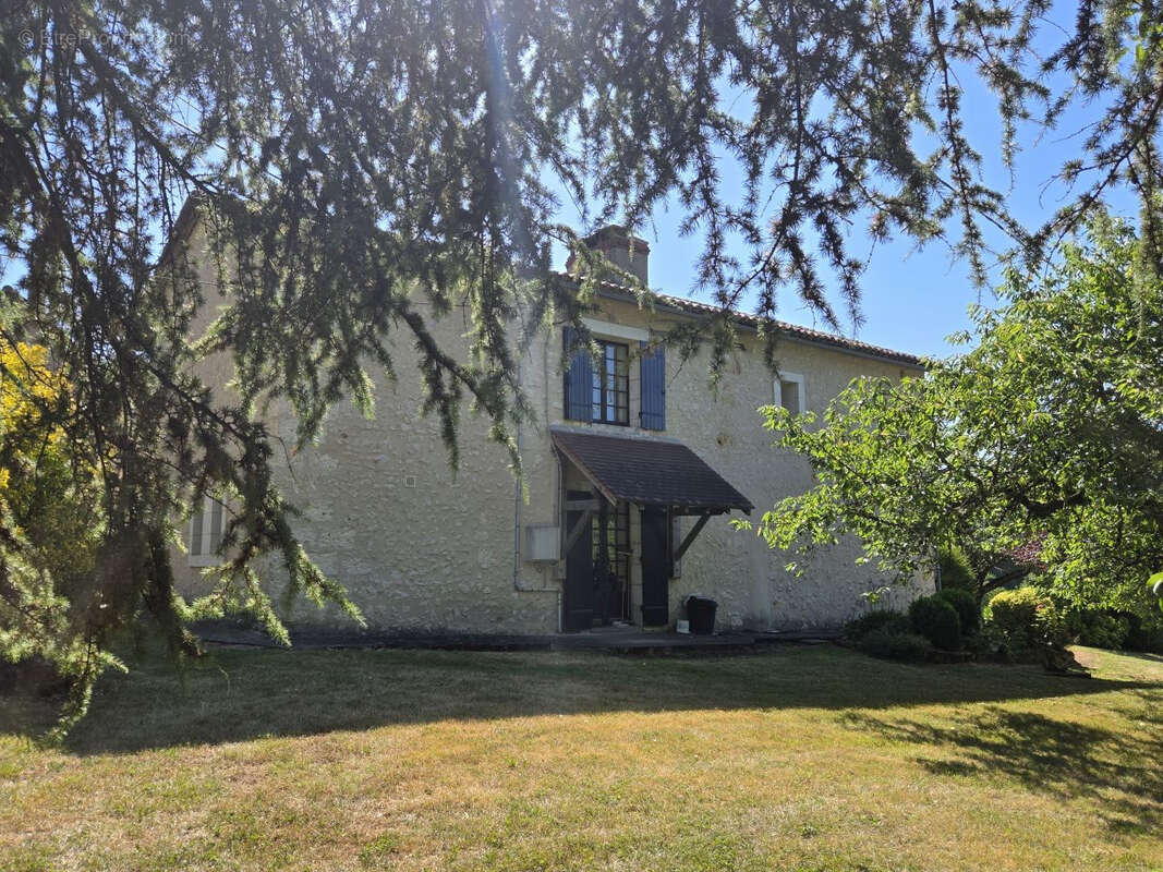 Maison à VILLAMBLARD