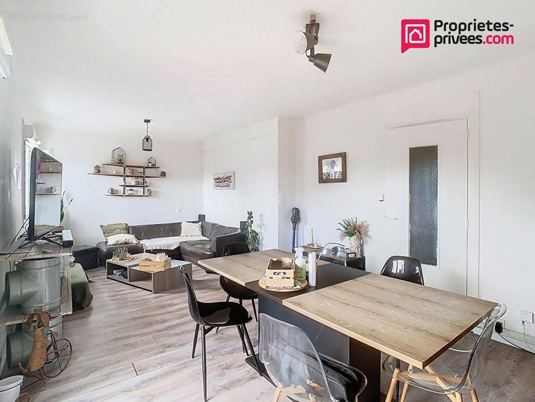 Appartement à GANGES