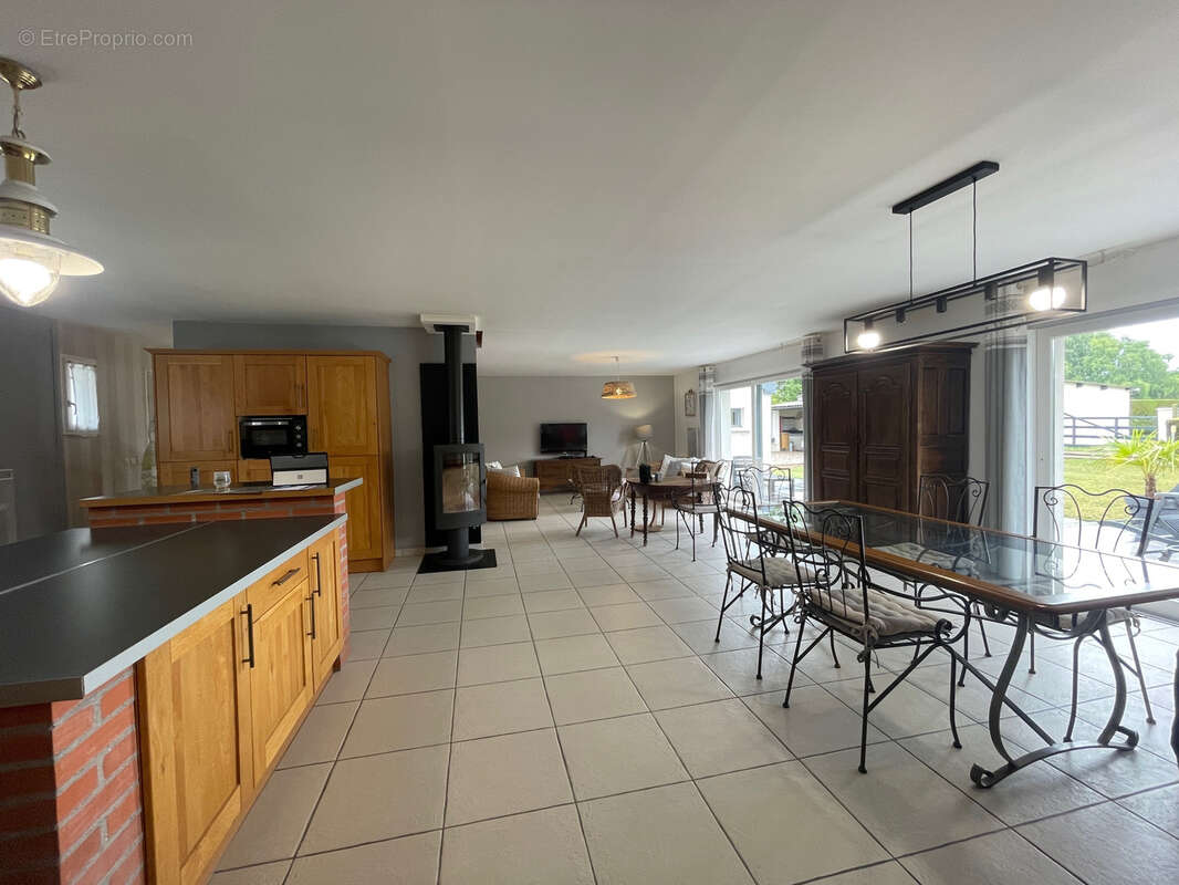 Maison à BEUVRAIGNES