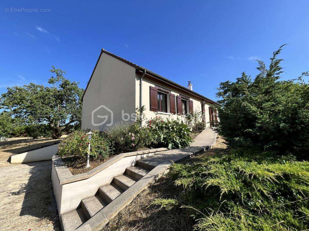 Maison à ARGENVIERES