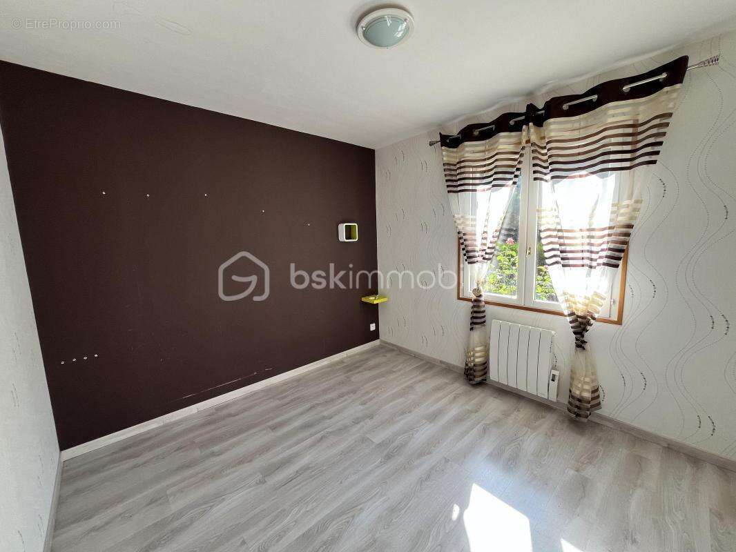 Maison à ARGENVIERES