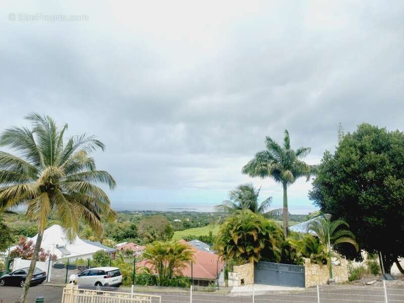 Maison à SAINTE-ROSE